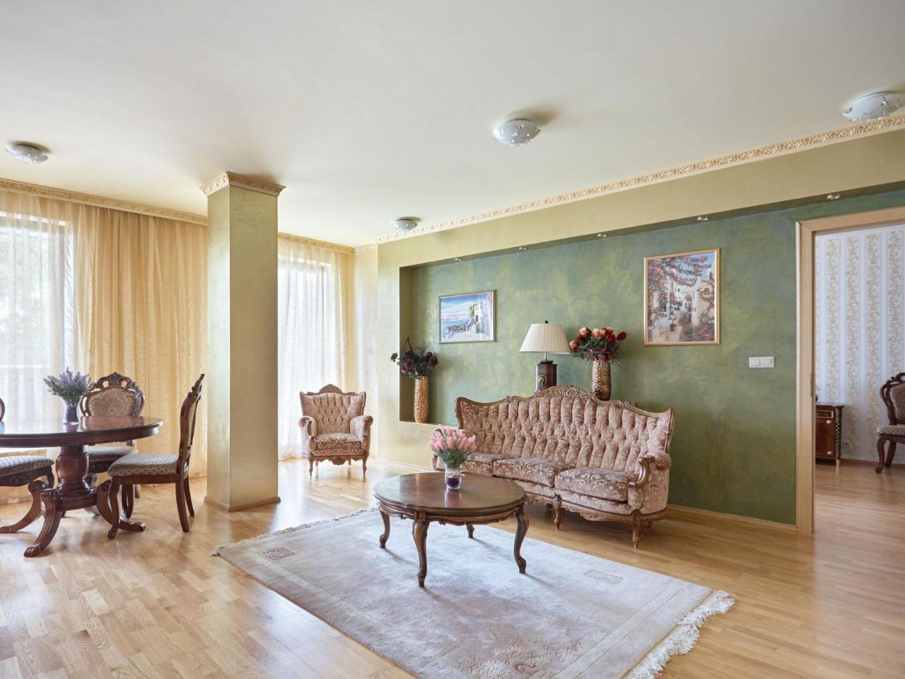 Lira 3 Apartments Karlovy Vary Exterior foto